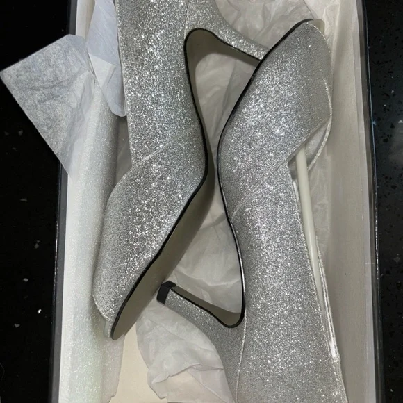 Easy Street women’s silver glitter Ravish dance shoes size 7.5 narrow - Picture 4 of 4